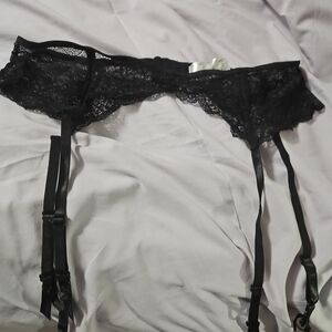 Elegant Black Lace Garter Belt